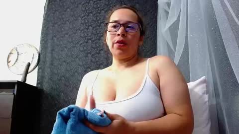 abril_bianchi online show from September 20, 2:09 pm