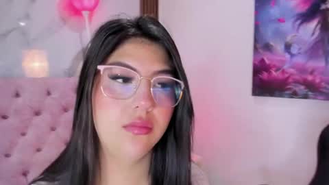 Abril online show from April 15, 11:35 am