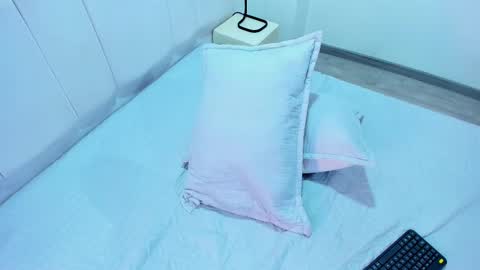 AbrilSonne online show from February 16, 6:32 pm