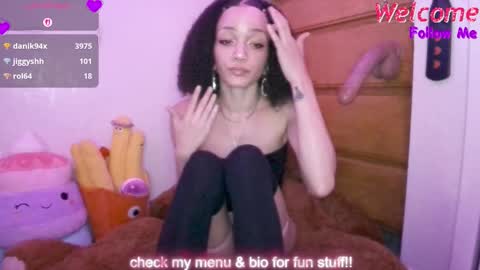 Peach online show from December 21, 4:08 am