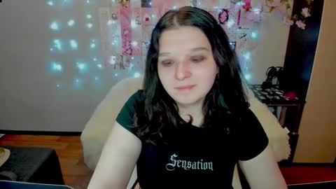 Kate online show from April 18, 1:51 am