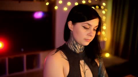 Snapshot of acid_pie chatting on December 24, 11:11 pm acid_pie online show from December 24, 11:11 pm