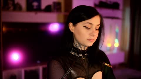 Snapshot of acid_pie chatting on January 7, 11:24 pm acid_pie online show from January 7, 11:24 pm