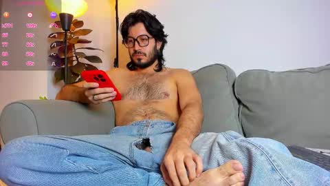 R. online show from November 19, 12:37 pm