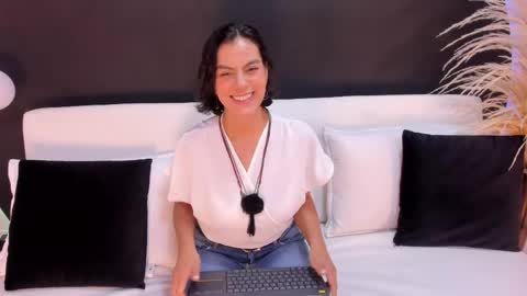    online show from April 24, 2:08 pm