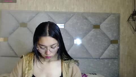 Adaira online show from April 21, 11:50 am