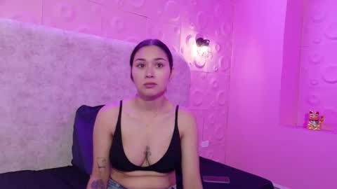 Adaira online show from November 4, 3:19 am