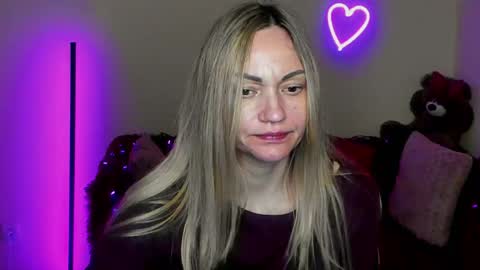 Adalina online show from April 4, 5:42 pm