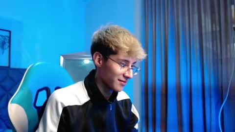 Adam online show from April 16, 2:11 am