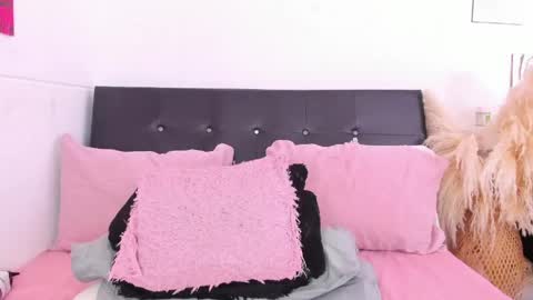 Cloe Adams  online show from June 4, 2:34 pm