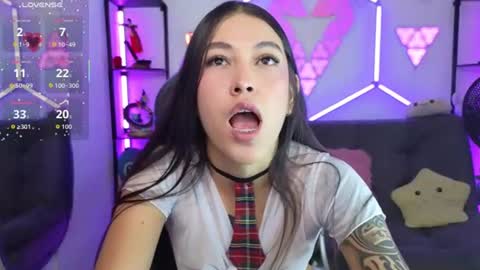 adams_mia online show from August 5, 3:20 pm