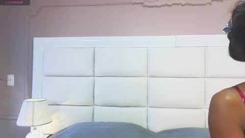 adarasmiith online show from November 4, 11:33 am