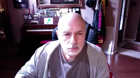 add_me_2 online show from December 3, 5:46 pm