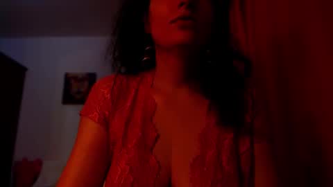 amy        online show from February 8, 12:36 am