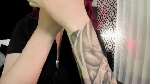 Ade  online show from September 22, 7:40 pm