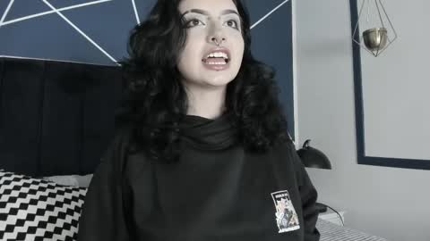 Ade  online show from February 22, 11:03 pm