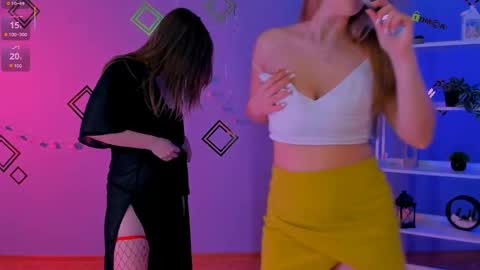 adel_sky_ online show from April 6, 12:08 am