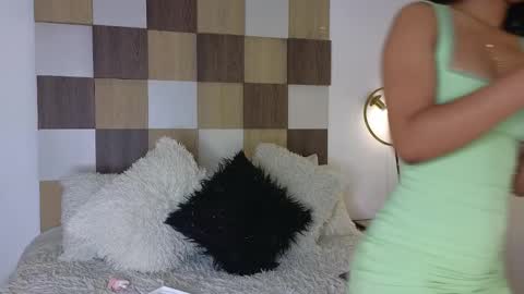 Andrea online show from March 11, 11:55 am