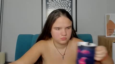 adelecruzz online show from December 5, 1:09 pm