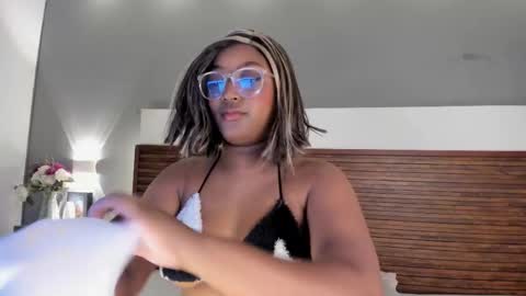 Adele  online show from November 19, 12:37 pm