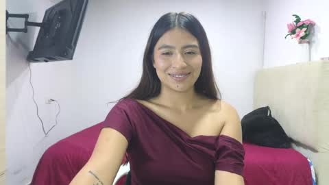 adellein foxx online show from July 23, 1:58 am