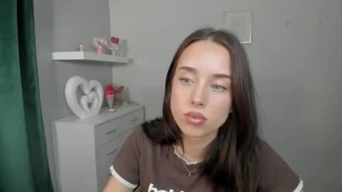 Adele online show from April 24, 5:53 am