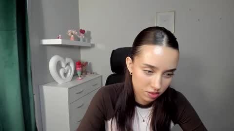 Adele online show from April 21, 5:47 am