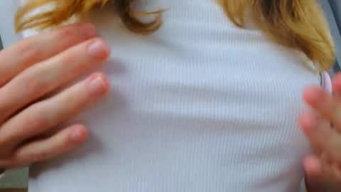 Adelina online show from December 16, 9:37 am