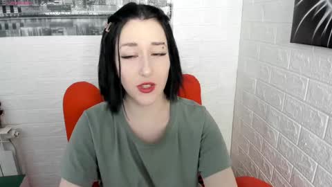 Snapshot of adell_berry chatting on February 15, 2:58 am Adel online show from February 15, 2:58 am