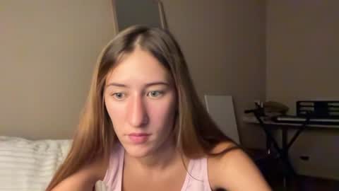 Adell online show from July 13, 9:40 pm