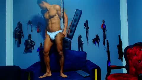 adonisdios online show from April 18, 4:31 pm