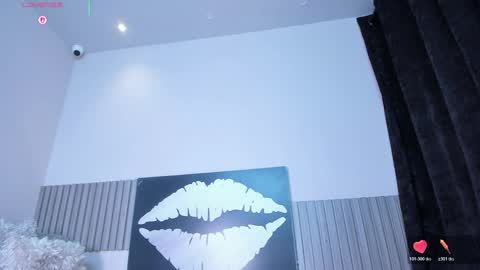 adri online show from April 17, 10:56 pm