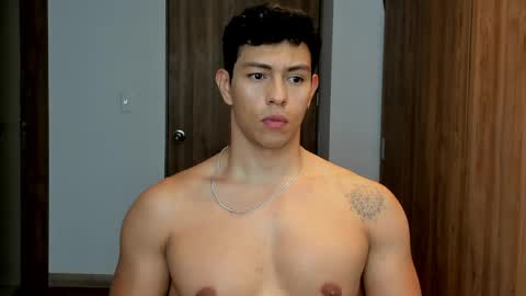 Adrian del Mar online show from April 28, 3:22 am