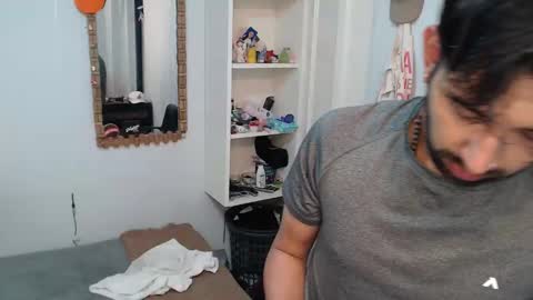 Adrian Falcon online show from April 16, 9:39 pm