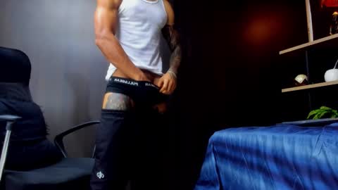   online show from February 21, 6:22 pm