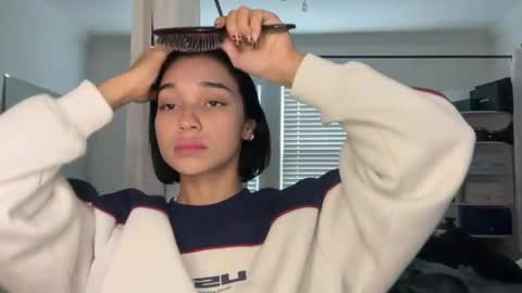 Adrianna  online show from April 2, 5:31 pm