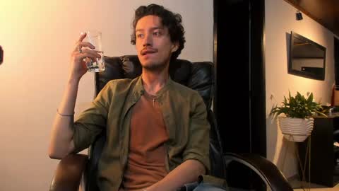 Adrian Williams online show from April 15, 8:42 pm