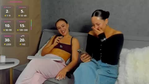 Adele online show from April 27, 7:17 am