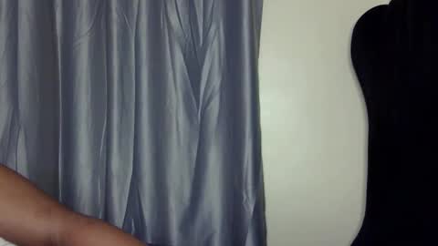 stella online show from March 25, 9:32 pm