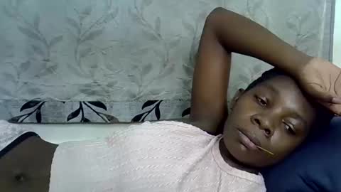 pink  and josphen online show from February 27, 9:29 am