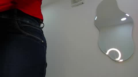 A G A T A  online show from April 18, 12:40 pm