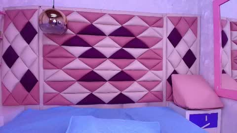 Ana online show from October 25, 12:17 pm