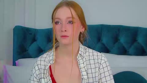 AgataFoxley online show from November 26, 6:37 pm