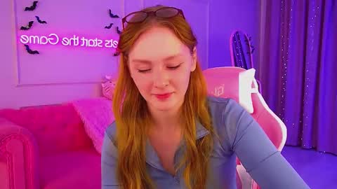 AgataFoxley online show from November 5, 6:10 pm