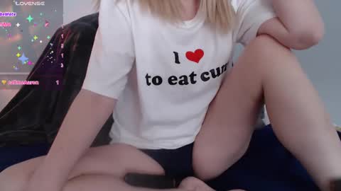 Snapshot of agatha6969x chatting on September 20, 1:25 pm Agatha online show from September 20, 1:25 pm