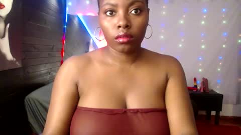 CAROLINA online show from April 23, 9:38 pm