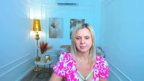 Agatha online show from March 29, 11:34 am