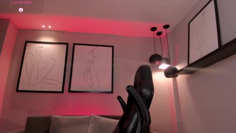 Agatha online show from February 19, 11:25 pm