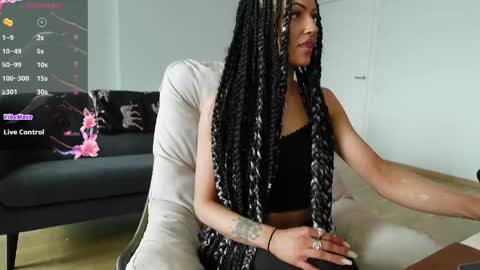 Agelina Lilly Laura online show from May 14, 10:24 am