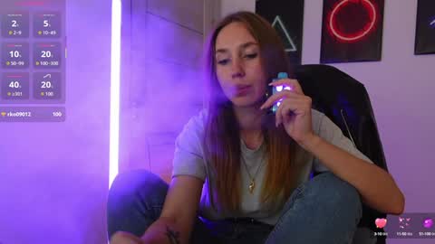 Agelina Lilly Laura online show from September 28, 2:26 pm